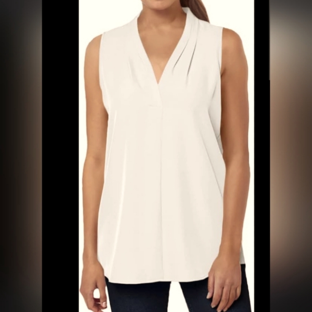 Calvin Klein Women's Cream Sleeveless Pleated V-Neckline Blouse Medium